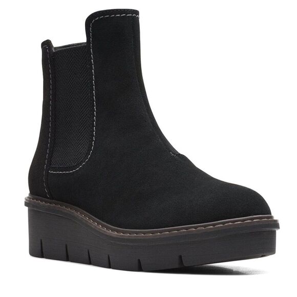 Clarks Airabell Move Chelsea Booties - Picture 1 of 11